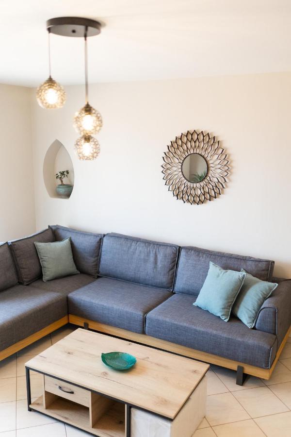 Bellevue Homes Кавала Екстериор снимка