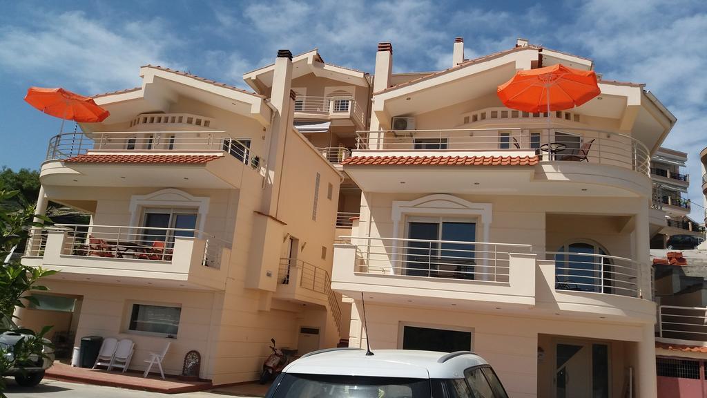 Bellevue Homes Кавала Екстериор снимка